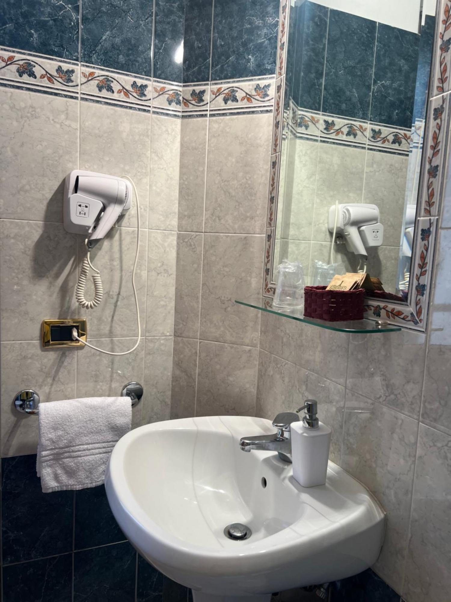 Citta Eterna Guest House Roma Eksteriør bilde